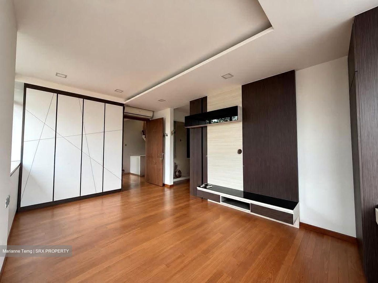 Serangoon Garden Estate (D19), Semi-Detached #629340131